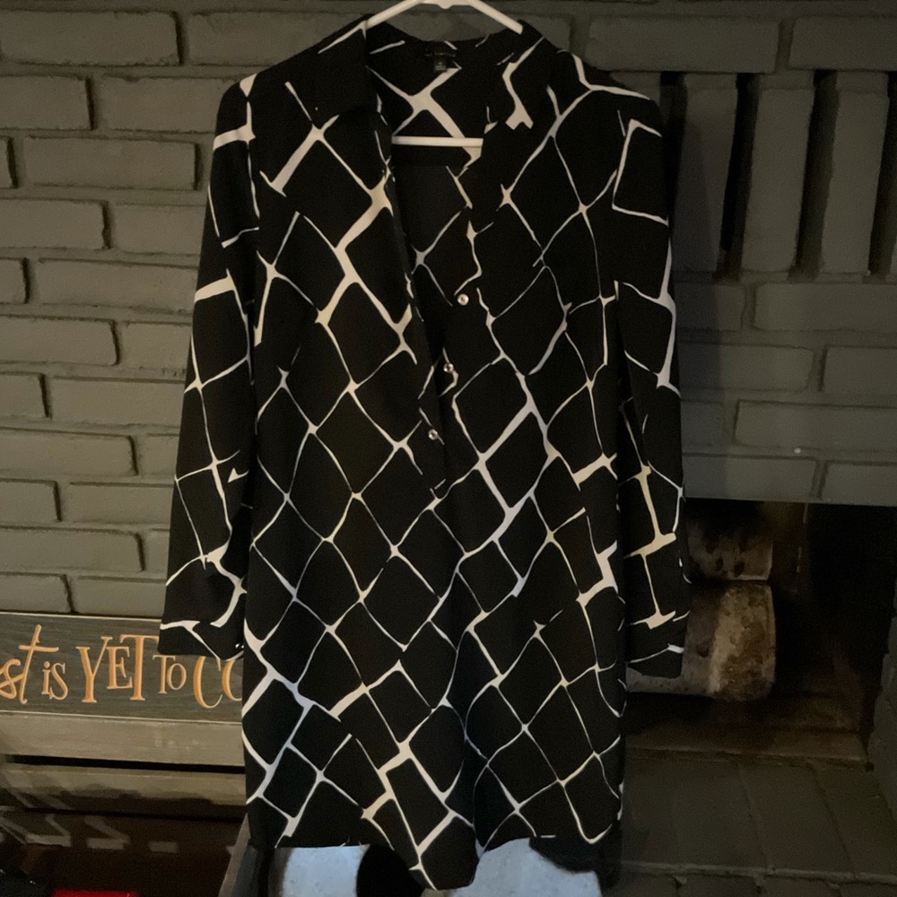 The Limited, Women’s M, Black and White